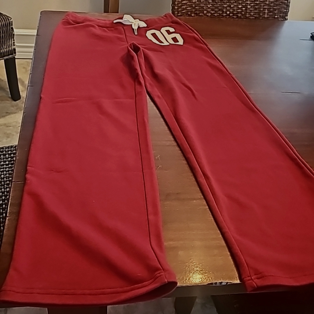 #edikted brand new W/tags never worn, burgundy red jogging pants  size S